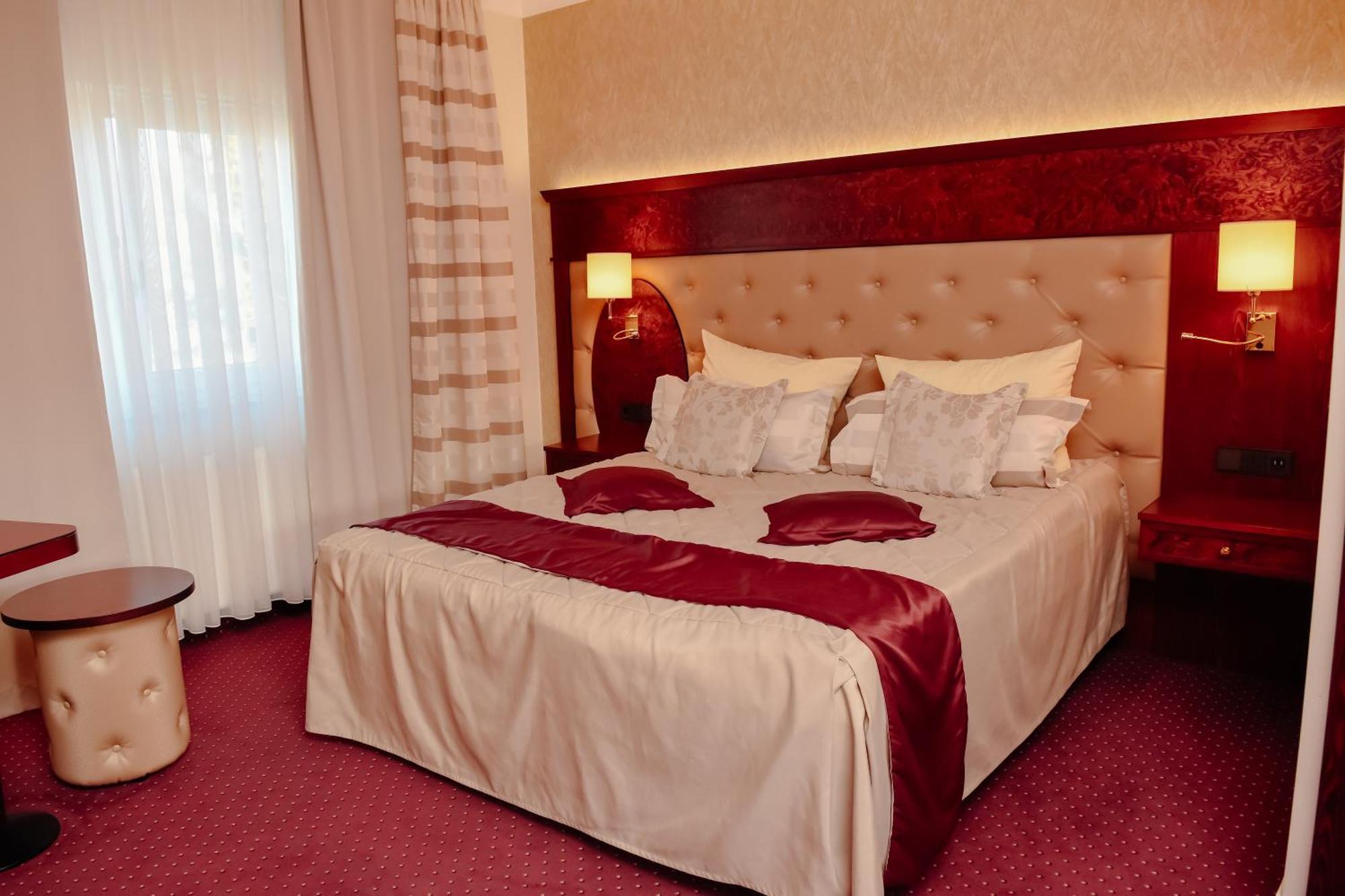 Hotel Residenz Babenhausen Exterior foto